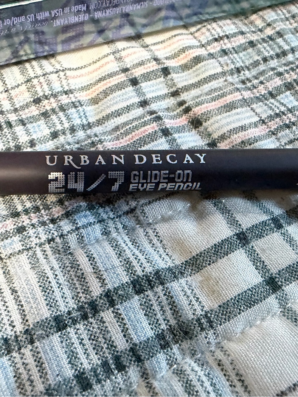 New in box! Fantastic Urban Decay eyeliner pencil! - Picture 3 of 8